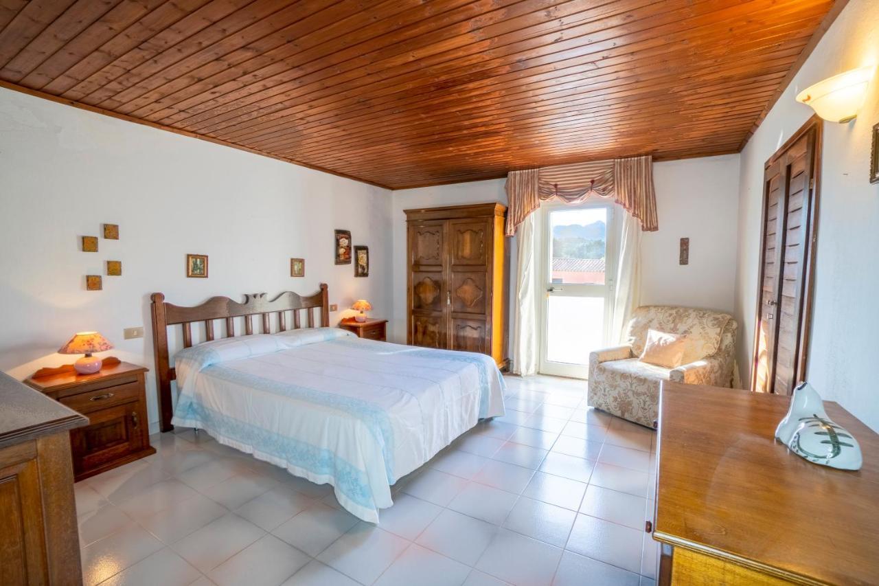 Le Case Di Mara - Monte Petrosu House Экстерьер фото